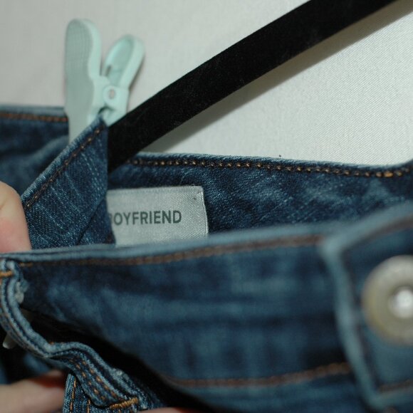 Torrid Boyfriend Jeans – Flaw - Medium Wash Stretch Denim Cropped Plus Size 18 - Picture 5 of 16